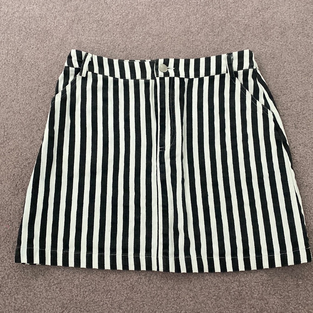 Forever 21 Striped Skirt - M